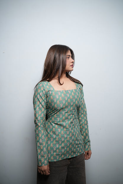 Hairat corset back kurti