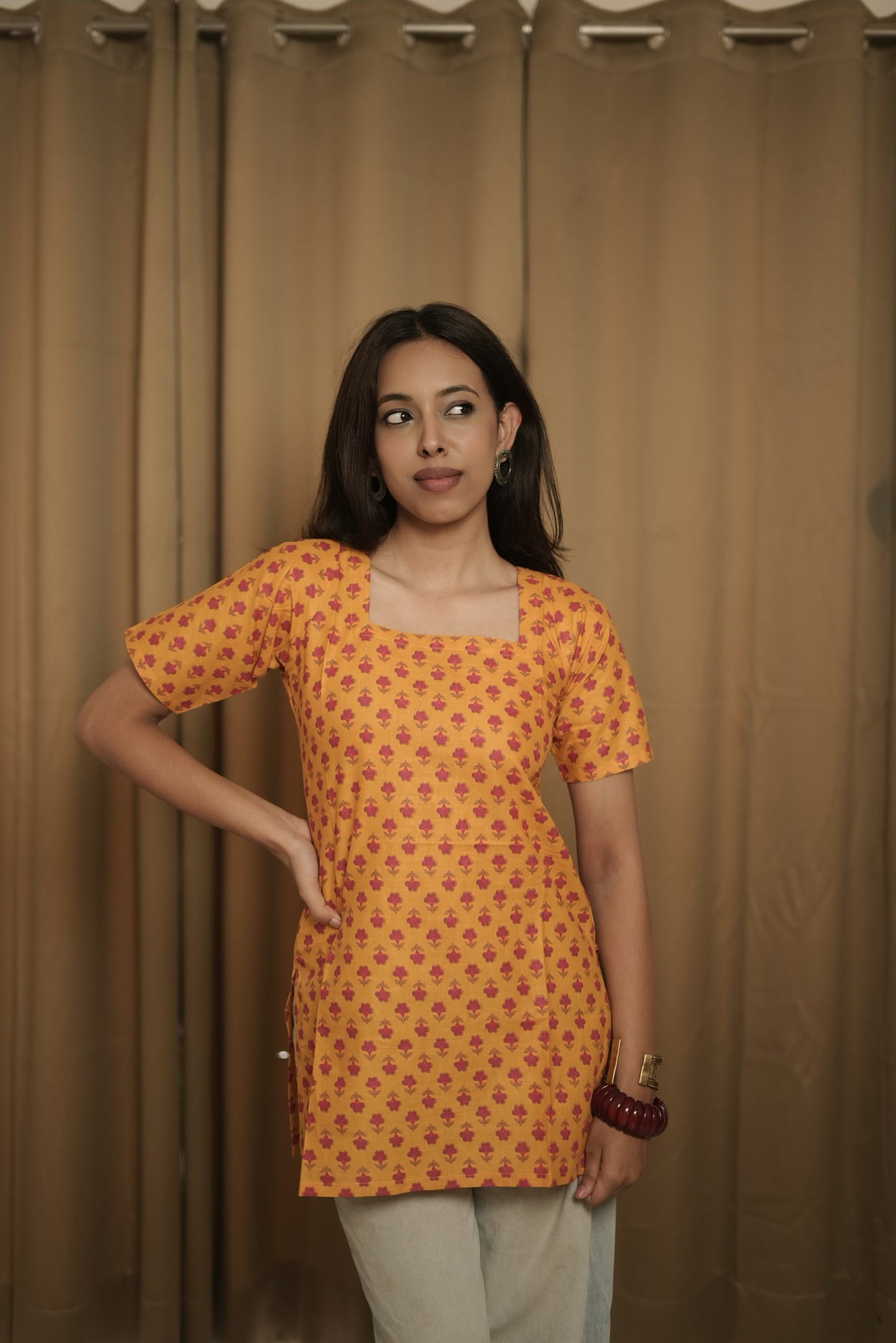Bahaar cotton kurti for pooja