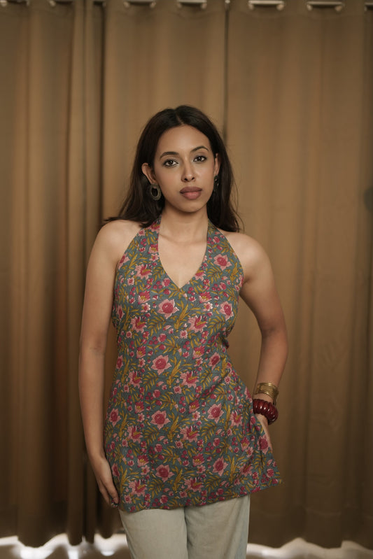 Noor 2.0 Halter neck backless Kurti